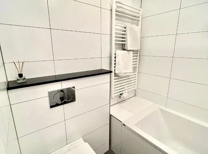 Vibehome - Stresemannstrasse Apartment Dusseldorf